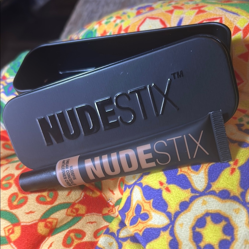 NUDESTIX Nude 8 tan concealer